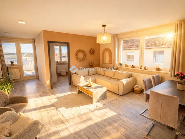 Eladó lakás Dunakeszi 87 nm