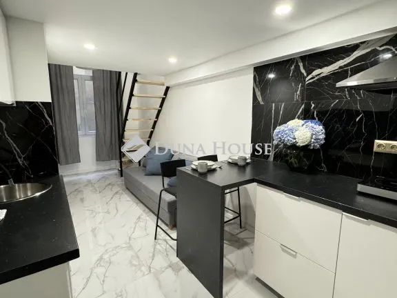 Eladó lakás Budapest V. kerület 90 nm