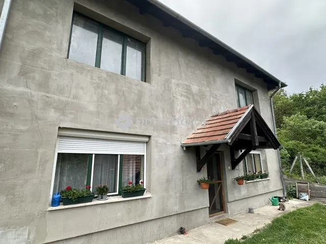 Eladó ház Szentendre 180 nm