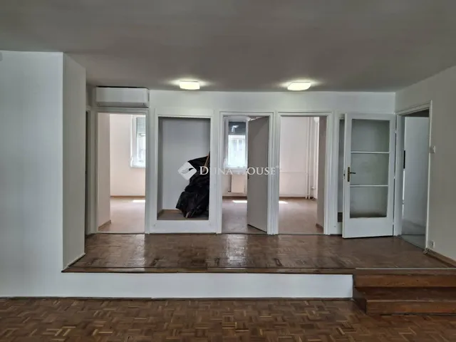 Eladó lakás Budapest I. kerület, Attila út 80 nm