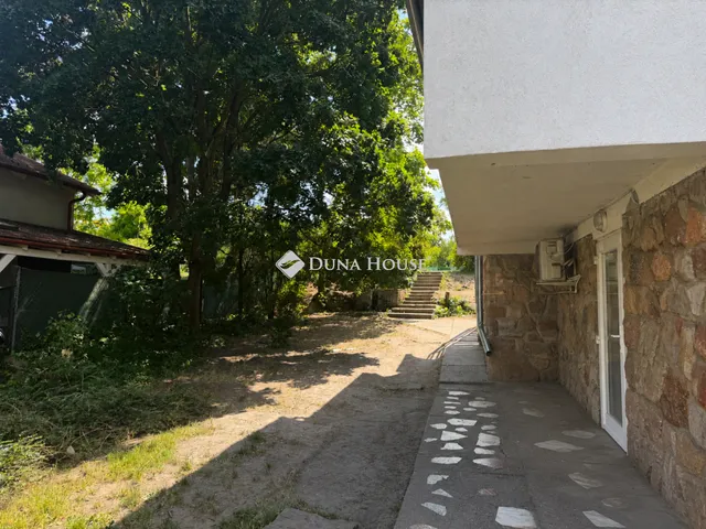 Eladó ház Szentendre, Paprikabíró utca 210 nm