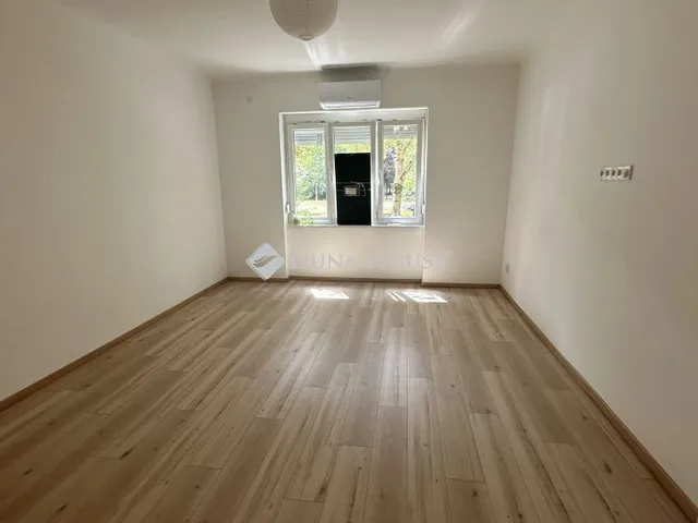Eladó lakás Budapest XI. kerület, Mezőkövesd út 34 nm