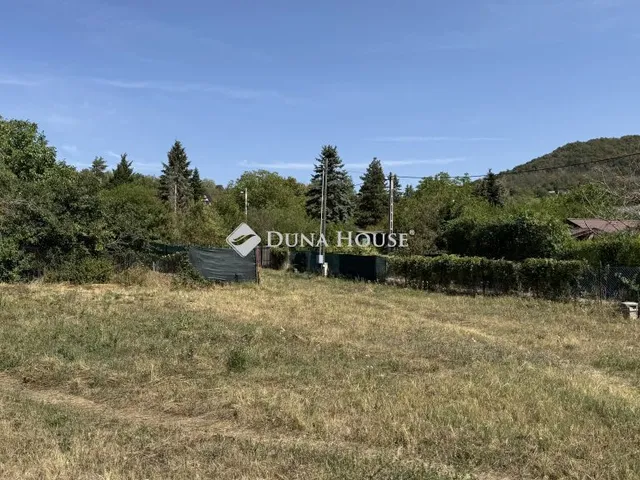Eladó telek Pomáz, Zártkert 1520 nm