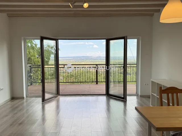 Eladó ház Leányfalu 103 nm