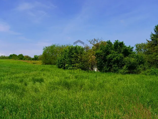 Eladó telek Kisgörbő 30 nm