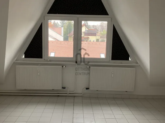 Kiadó kereskedelmi és ipari ingatlan Zalaegerszeg 27 nm