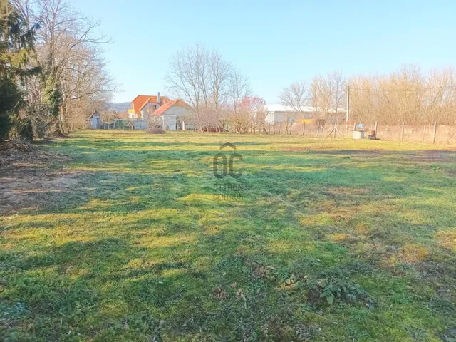 Eladó telek Zalaszentgrót 1605 nm
