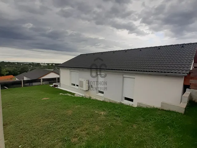 Eladó ház Teskánd 56 nm