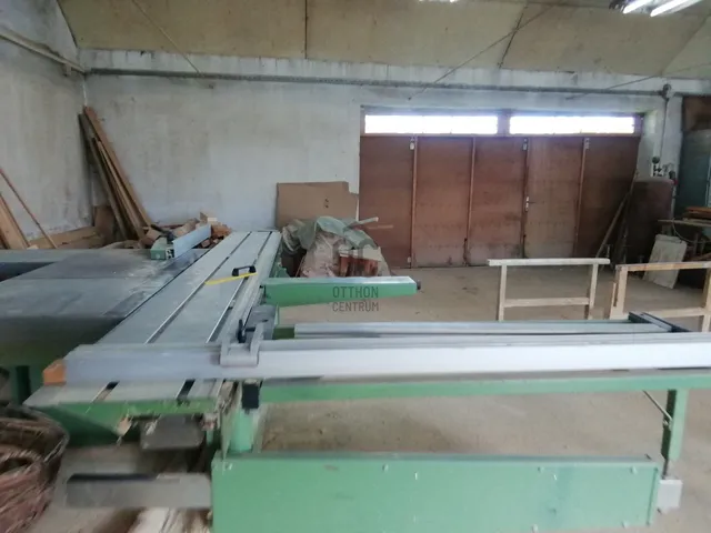 Eladó kereskedelmi és ipari ingatlan Nagykutas 250 nm