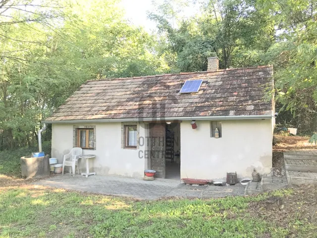 Eladó üdülő és hétvégi ház Zalaszentgrót 30 nm