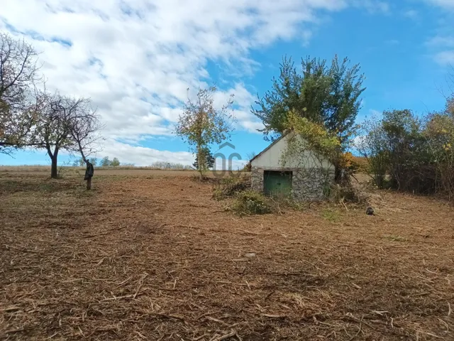 Eladó üdülő és hétvégi ház Kisgörbő 15 nm