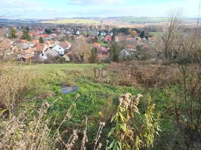 Eladó telek Kehidakustány 1051 nm