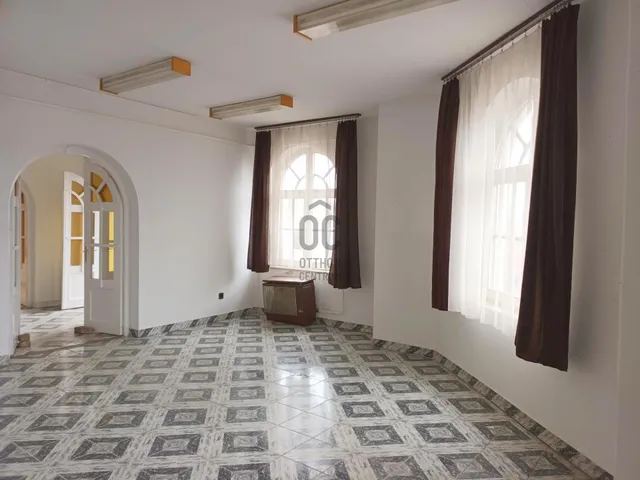 Eladó kereskedelmi és ipari ingatlan Zalaszentgrót 133 nm