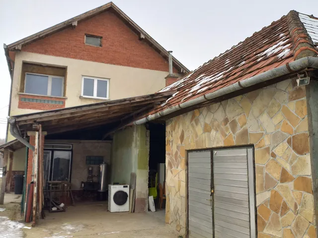 Eladó ház Egervár 190 nm