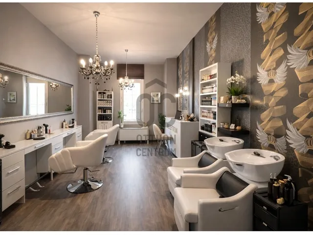 Eladó kereskedelmi és ipari ingatlan Zalaegerszeg, Belváros 18 nm