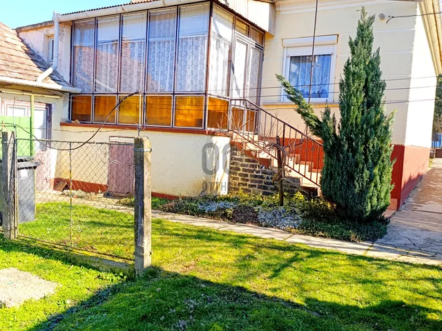 Eladó ház Pacsa 90 nm