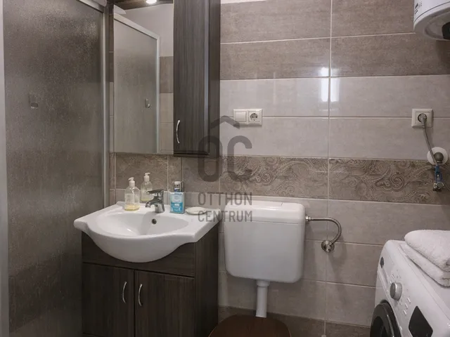 Eladó lakás Zalaegerszeg, Landorhegy 43 nm