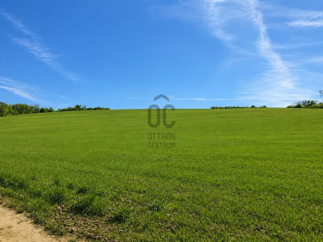 Eladó telek Zalaszentgrót 4460 nm