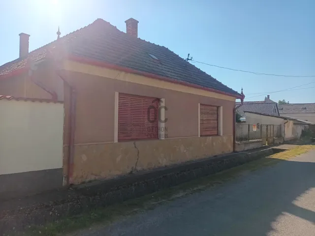 Eladó ház Zalaszentgrót 93 nm