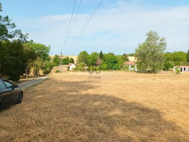 Eladó telek Ligetfalva 2355 nm