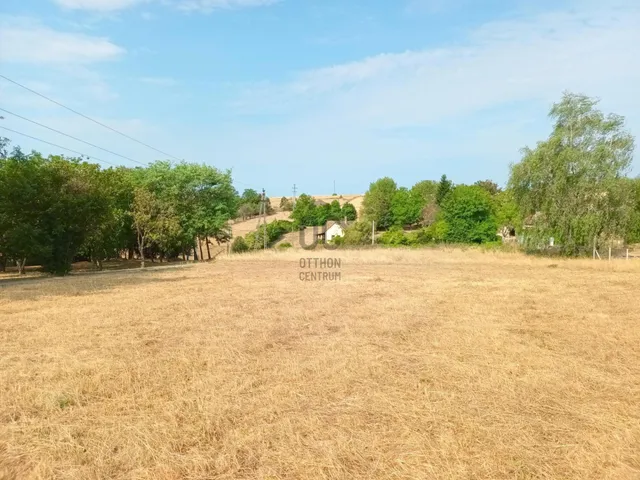 Eladó telek Ligetfalva 1373 nm