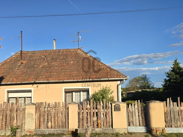 Eladó ház Bejcgyertyános 98 nm
