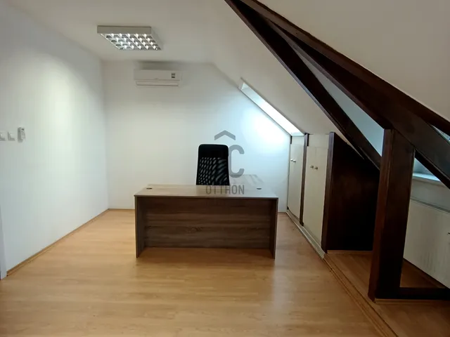 Kiadó kereskedelmi és ipari ingatlan Zalaegerszeg