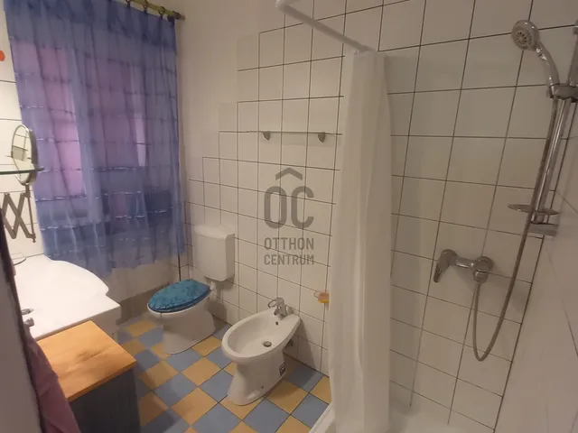 Kiadó ház Solymár 80 nm