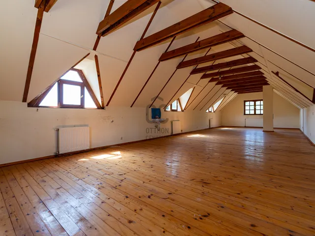 Eladó ház Solymár 140 nm