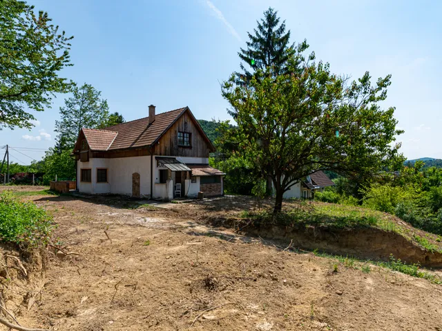 Eladó ház Solymár 140 nm
