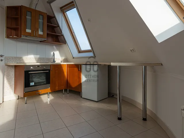 Kiadó lakás Solymár 27 nm