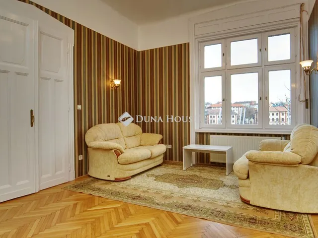 Kiadó lakás Budapest II. kerület 102 nm