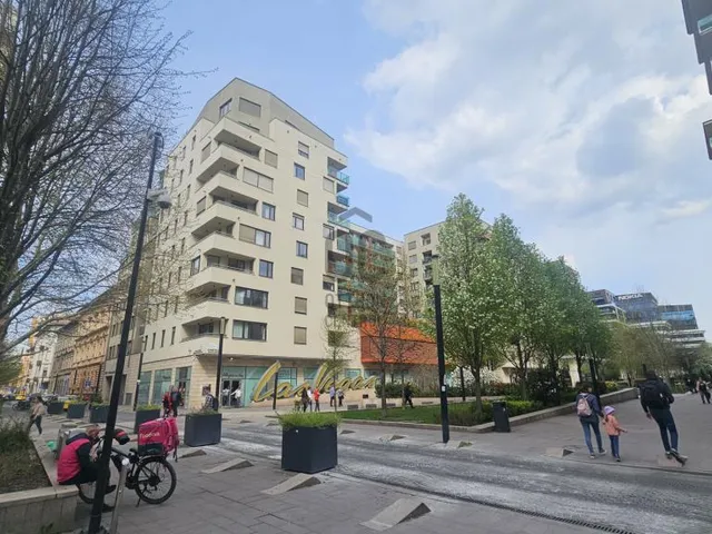 Eladó lakás Budapest VIII. kerület, Corvin negyed 99 nm