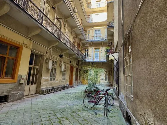 Eladó lakás Budapest VIII. kerület, Palotanegyed 42 nm