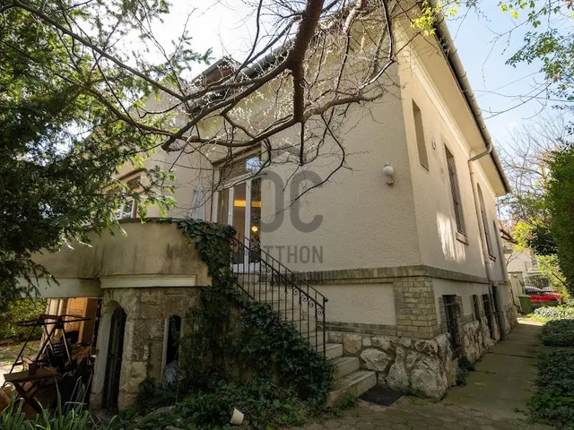 Eladó ház Budapest XI. kerület, Szentimreváros 417 nm