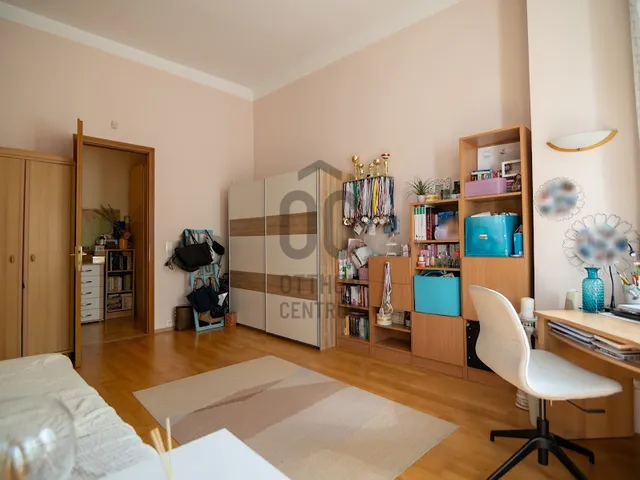 Eladó ház Budapest XI. kerület, Szentimreváros 417 nm