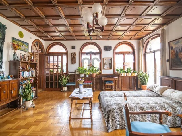 Eladó ház Budapest XVI. kerület, Árpádföld 175 nm