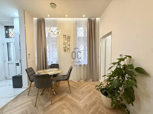 Eladó lakás Budapest VI. kerület, Nagykörúton kívüli terület 36 nm