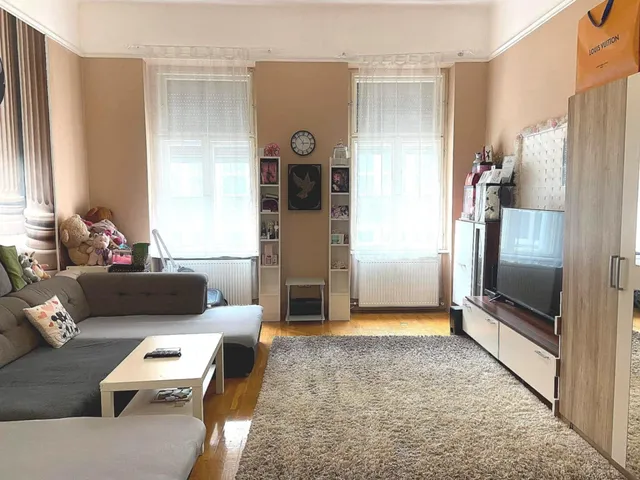 Eladó lakás Budapest VIII. kerület, Palotanegyed, Somogyi Béla utca 74 nm