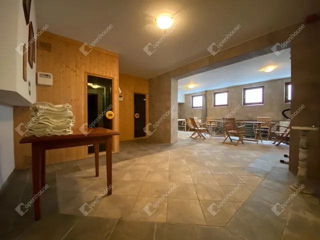 Eladó kereskedelmi és ipari ingatlan Miskolc, Berekalja 900 nm