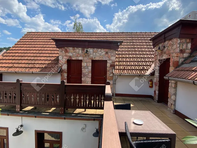 Eladó kereskedelmi és ipari ingatlan Miskolc, Berekalja 900 nm