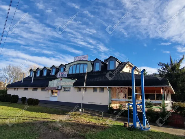 Eladó kereskedelmi és ipari ingatlan Szikszó 575 nm