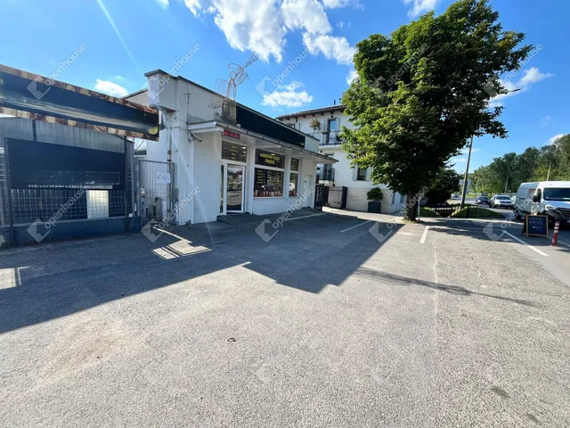 Kiadó kereskedelmi és ipari ingatlan Miskolc, Hejőcsaba 106 nm