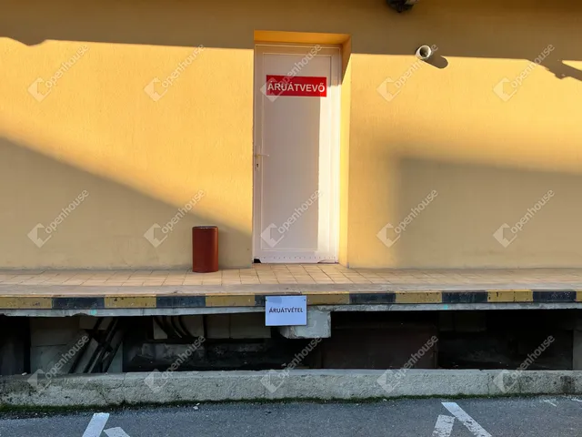 Kiadó kereskedelmi és ipari ingatlan Miskolc, Belváros 66 nm