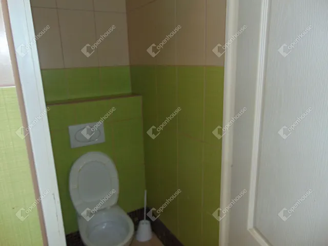 Kiadó kereskedelmi és ipari ingatlan Miskolc, Belváros 480 nm