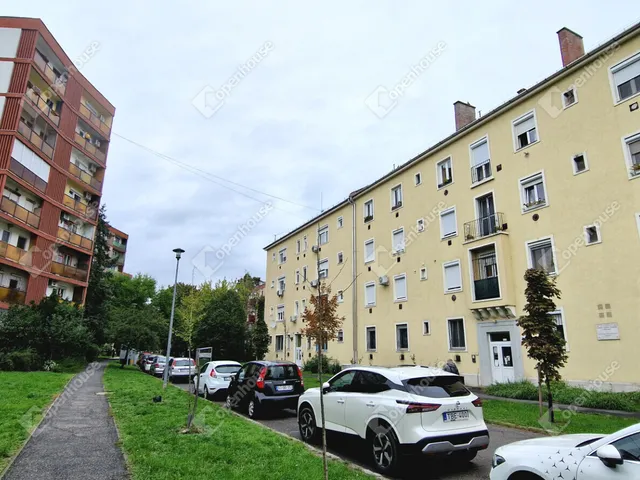Eladó lakás Miskolc, Selyemrét 56 nm
