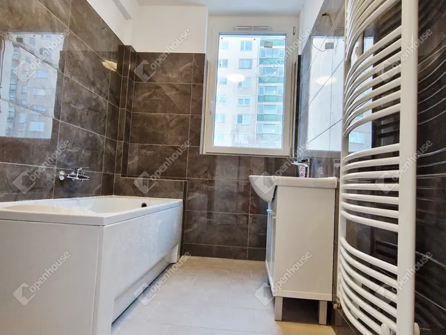 Eladó lakás Miskolc, Diósgyőr 75 nm