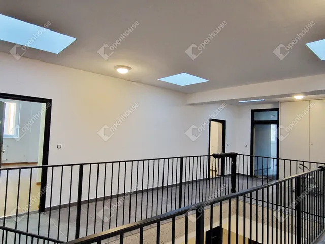 Eladó lakás Miskolc, Diósgyőr 99 nm