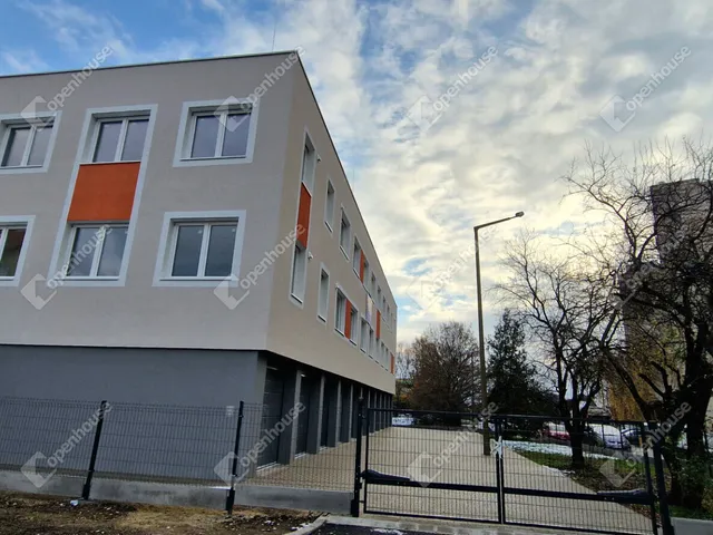 Eladó lakás Miskolc, Diósgyőr 99 nm