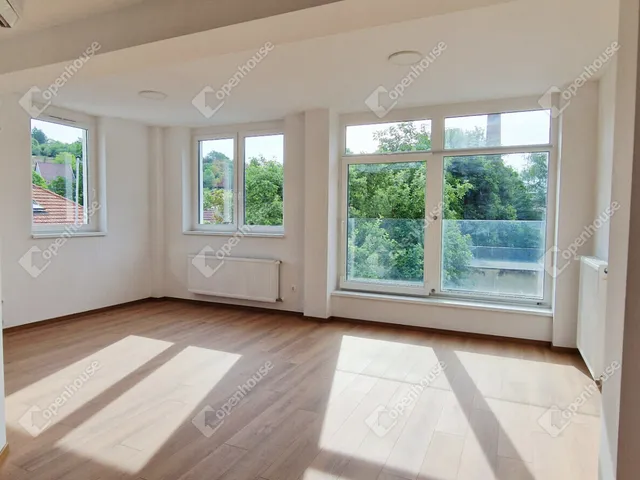 Eladó lakás Miskolc, Diósgyőr 99 nm